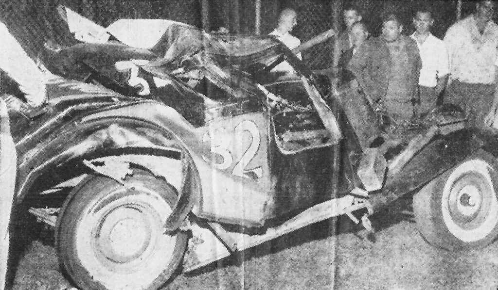 Alan Wilson of Ottawa dies as acrowd of 5000 spectators looked on. Courtesy of Ross/Sheila McTavish