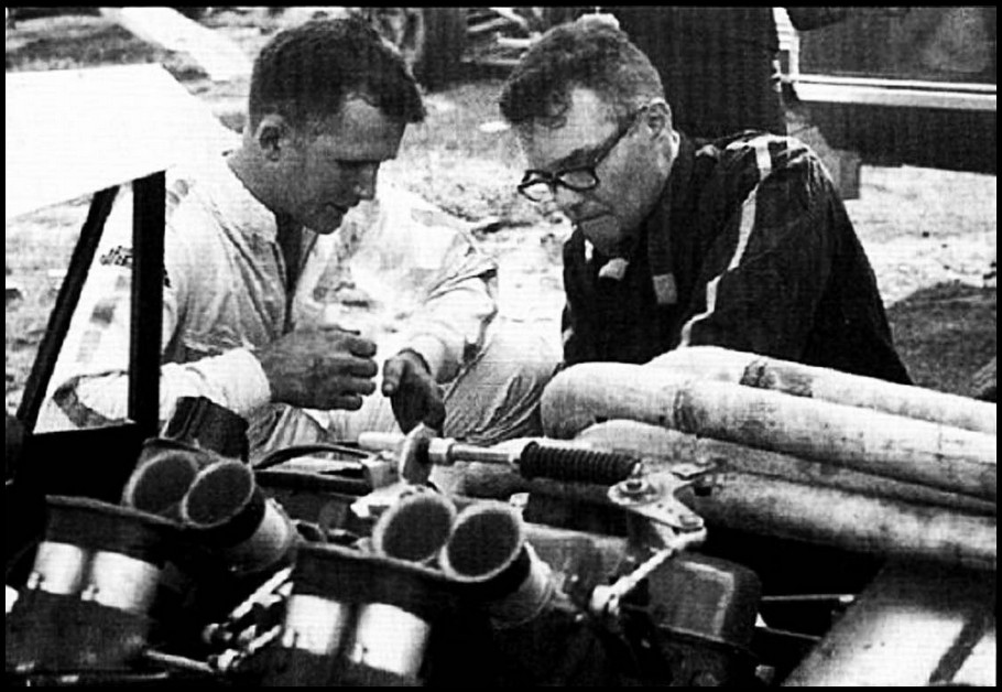 Gary Witter helps Jimmy Howard prepare his rear engine Supermodified. Courtesy of Gary Anderson